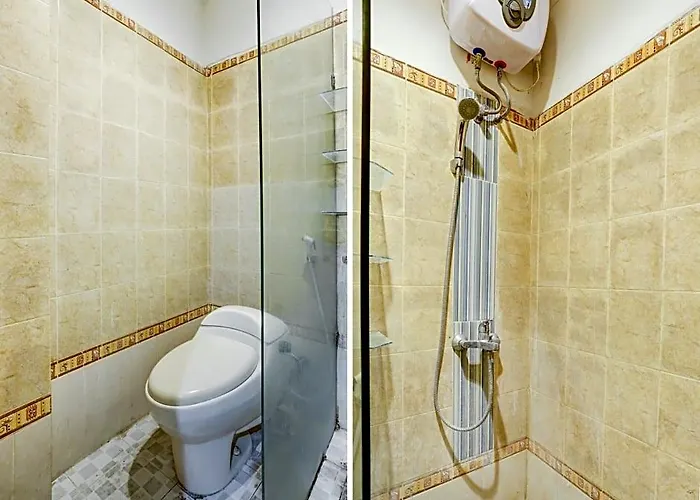 Hotel Oyo 3975 Gita 2*